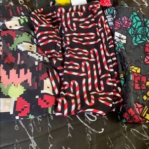 LulaRoe Christmas leggings